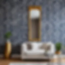 Coloring wallpaper with special paint technique